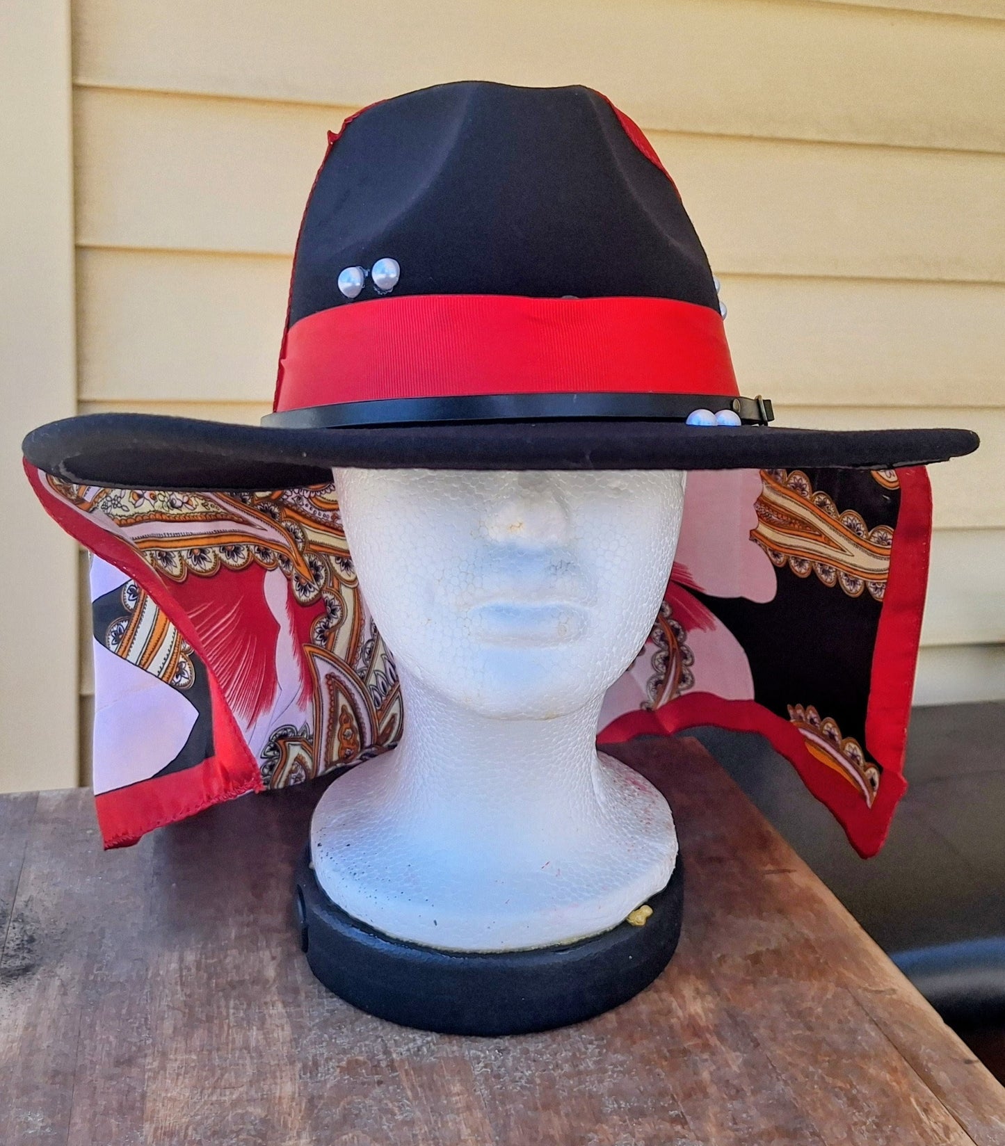 "Black Vail" Hat